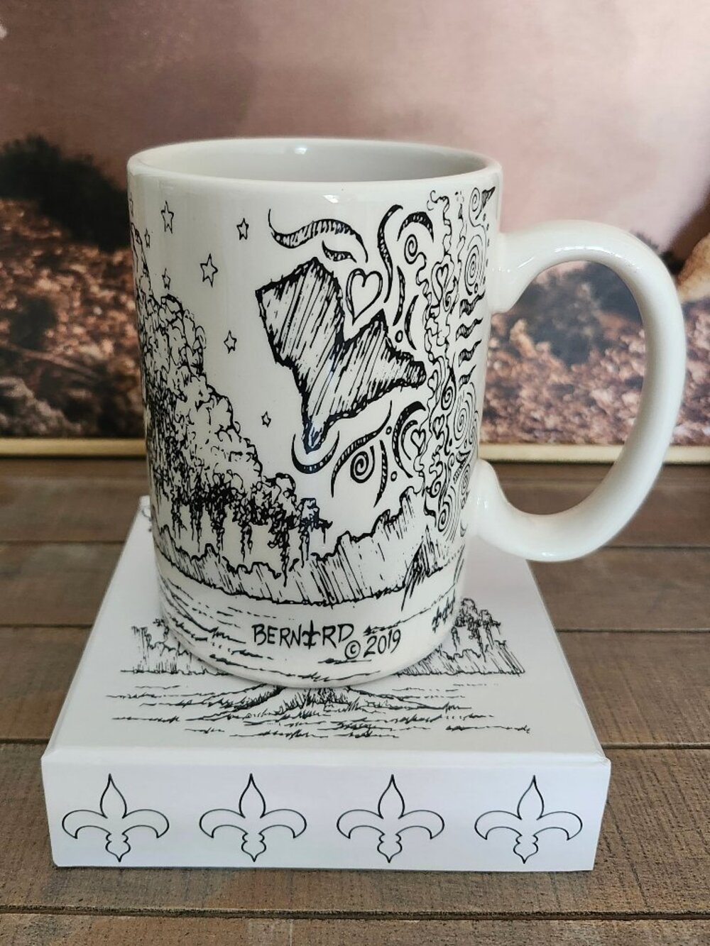 TONY BERNARD Louisiana Cup of Hospitality Coffee Mug White Ceramic '19 Boxed NEW